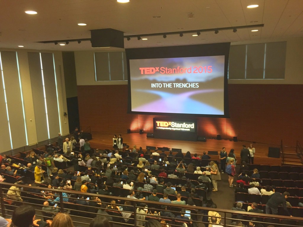 Die Veranstaltungsbühne von TEDx Stanford